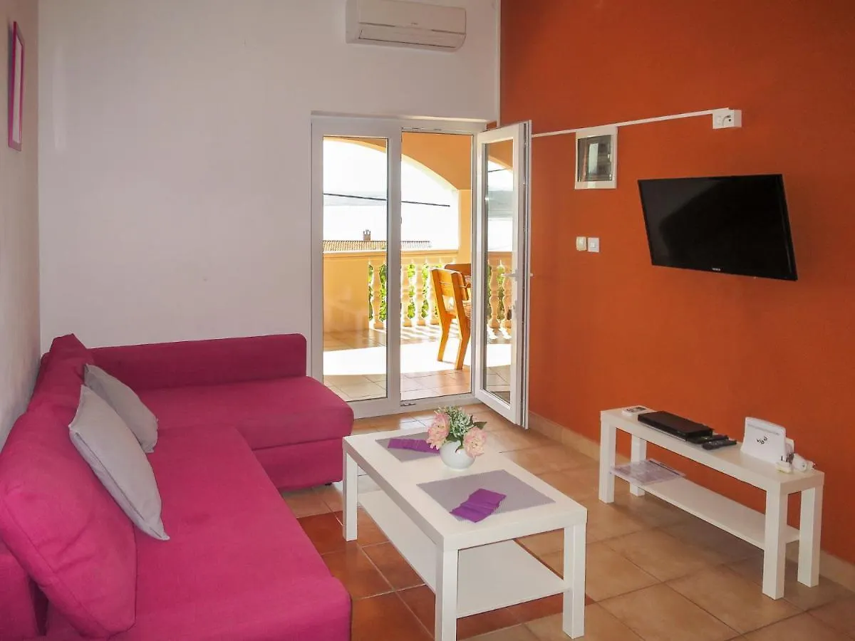 Holiday Home Simunica By Interhome Maslenica