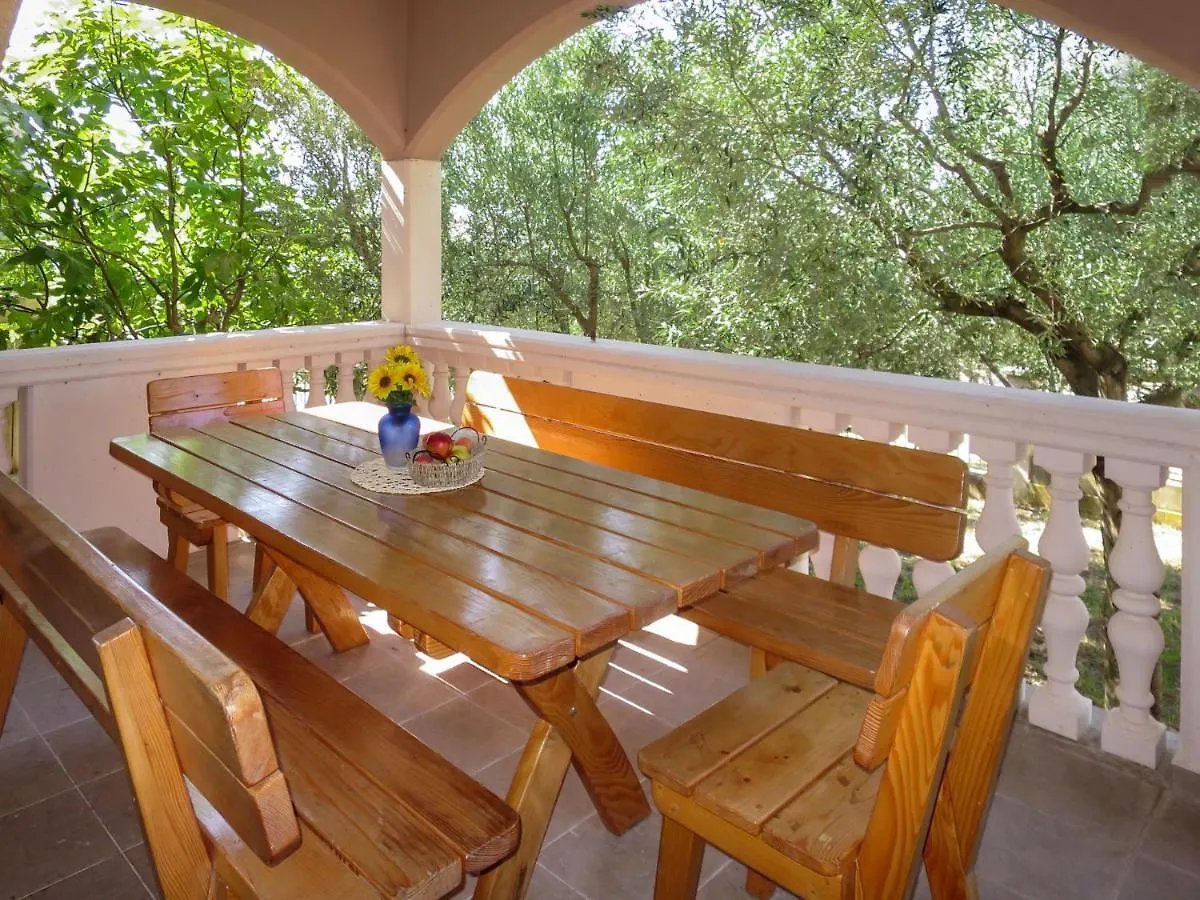 Holiday Home Simunica By Interhome Maslenica